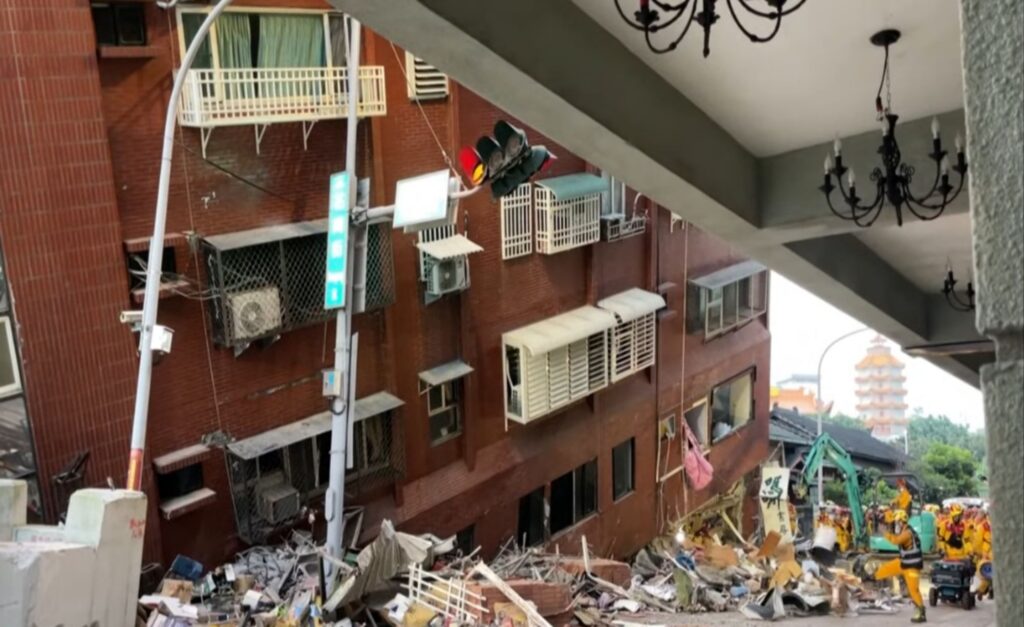 भूकंप से थर्राया ताइवान ! Earthquake in Taiwan