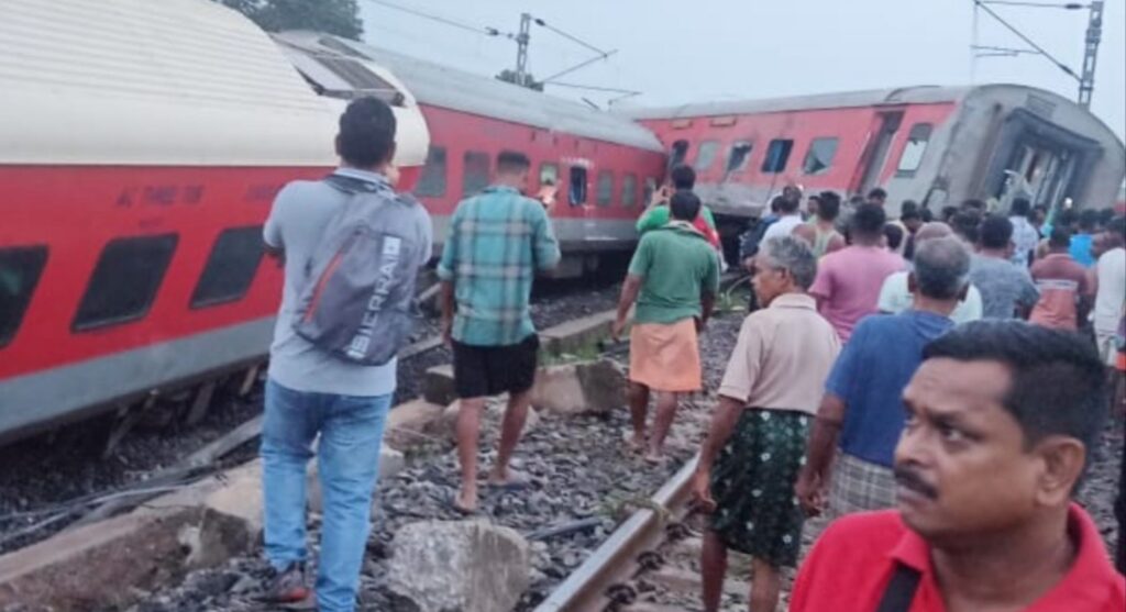 झारखंड में एक भयानक ट्रेन दुर्घटना!