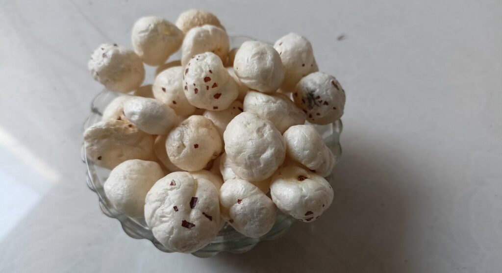 मखाना के फायदे: स्वास्थ्य और पोषण का खजाना।